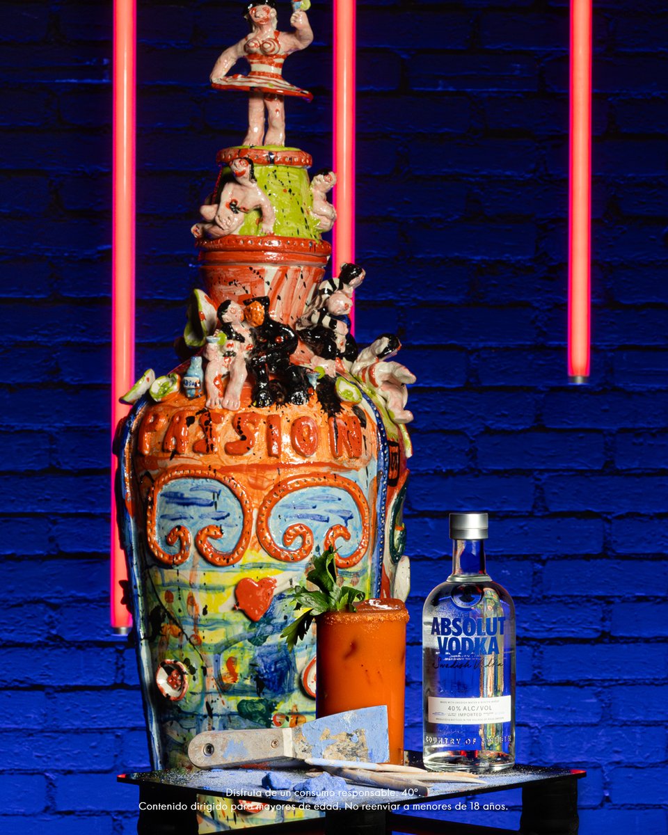 Pasión, vida e inspiración es lo que ha querido reflejar Cesc, en esta obra inspirada en Bloody Mary; y mostrar nuevos caminos que reten los prejuicios sociales.
 
#Absolut