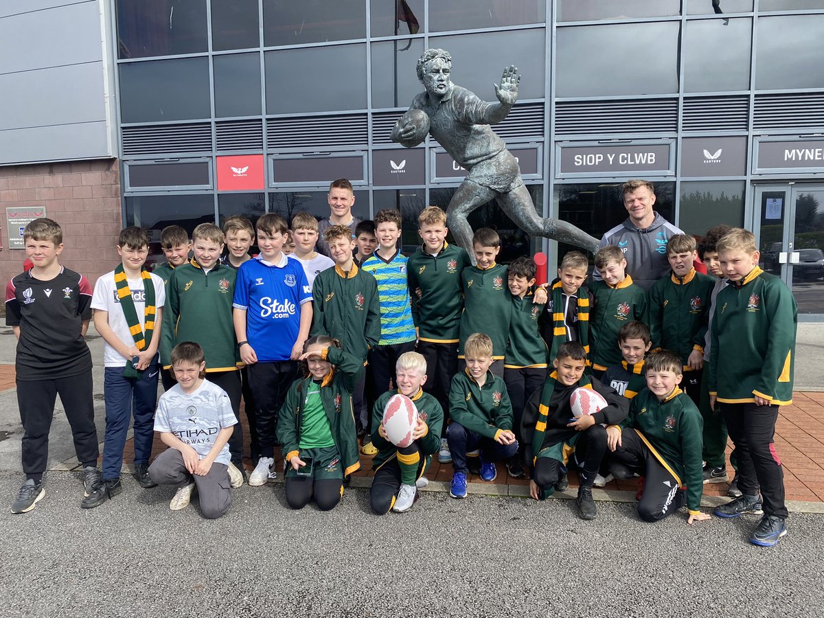 Vale Schools at Parc Y Scarlets. Thankyou @scarlets_rugby for looking after us, much appreciated.