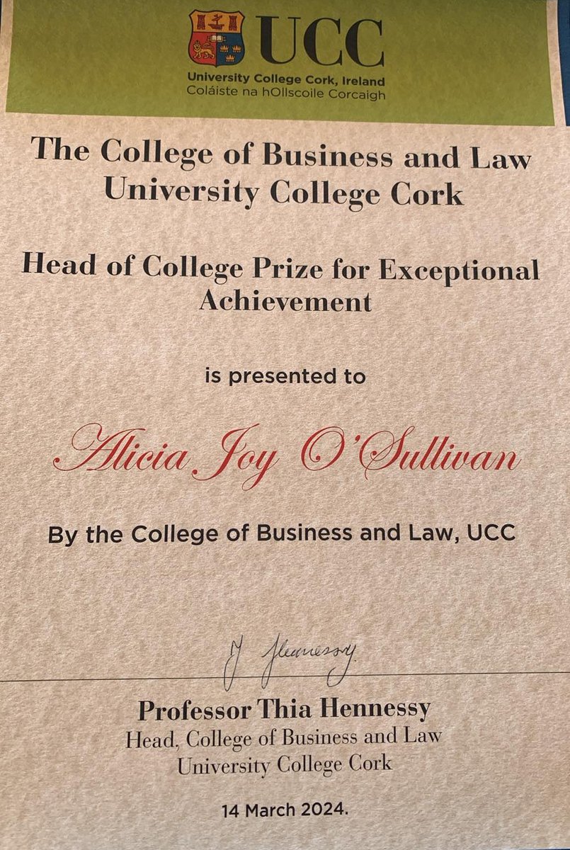 Unfortunately couldn’t be in UCC yesterday to collect this award since I’m here in New York. Sincere thanks to @thia_hennessy and Dean of Law Mark Poustie for honouring me. And really to UCC and @LawUCC for all their continued support over the last few years.