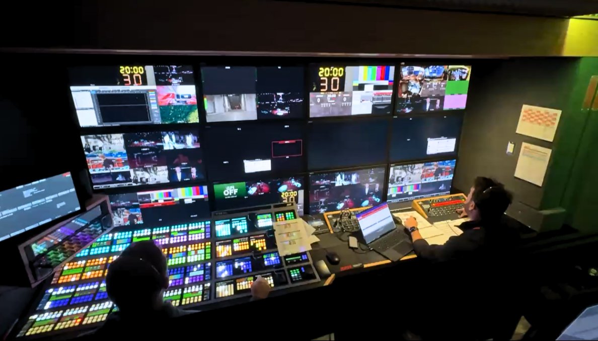 Ross Video (@ross_video) on Twitter photo March Madness is here, and <a href="/RossPS_/">Ross Production Services</a> is driving the excitement with a new TouchDriveโข TD4 panel in RPS9, our largest broadcast truck yet. ๐๐
Get ready for epic moments and unforgettable highlights brought to you seamlessly. ๐ฅ March Madness is here, and <a href="/RossPS_/">Ross Production Services</a> is driving the excitement with a new TouchDriveโข TD4 panel in RPS9, our largest broadcast truck yet. ๐๐
Get ready for epic moments and unforgettable highlights brought to you seamlessly. ๐ฅ
