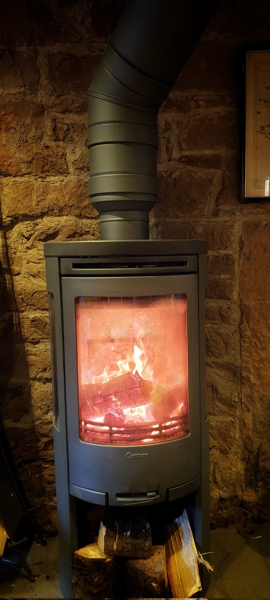 Newckie's tweet photo. North bound and a warm welcome awaits.
#holidays
#Scotland
#NotDriving. https://t.co/ab2tQIXVsR