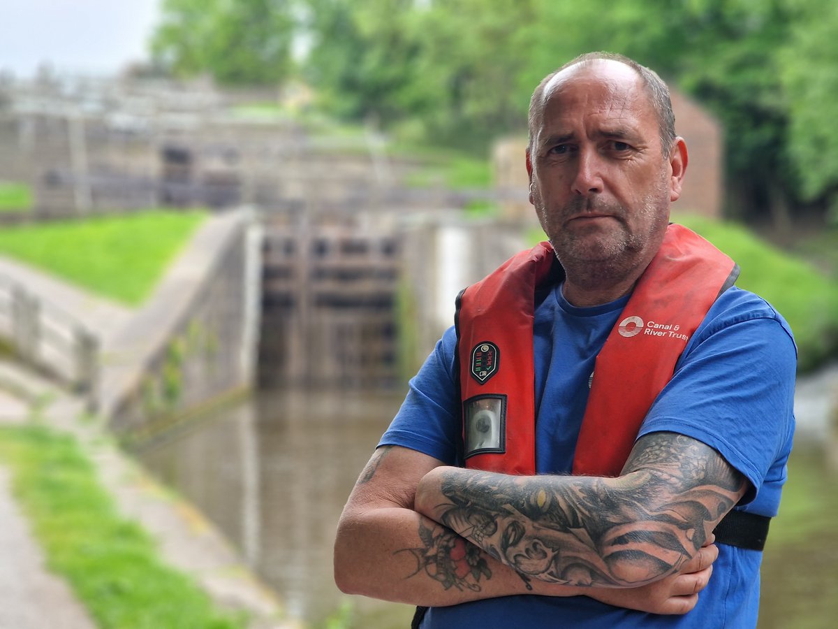 CRTYorkshireNE's tweet image. 📺Nothing lined up to watch on TV this evening? Tune into @channel5_tv at 8pm for Canal Maps of Britain, which celebrates the ingenuity and craftsmanship that shaped the iconic canal landscape and features our colleague Terry at #BingleyFiveRise Locks.
#KeepCanalsAlive