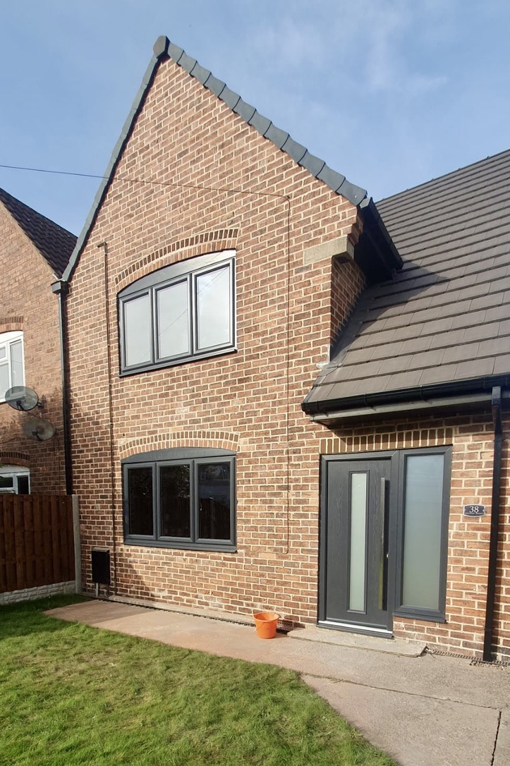 newvisionwindo's tweet photo. The smallest change can make the biggest difference.
Before and after, this home has been giving a modern update to their windows, making it look brand new!
Contact us for a quote on any new windows or doors.
#windowsanddoors #installation #homeimprovements #homedesigns https://t.co/lkYQCzYCB2