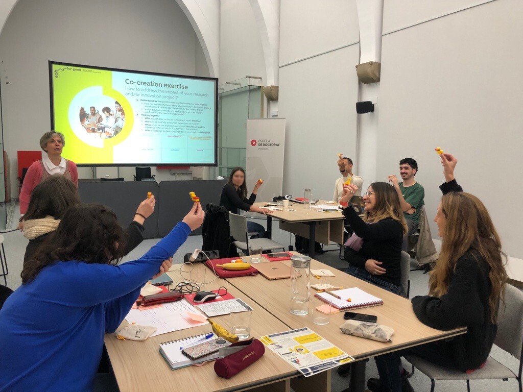 UVic_PhD's tweet photo. Donem per finalitzada la 5a #DoctoralTrainingWeek @uvic_phd.
Gràcies #doctorands #investigadors #formadors #comunitat en general per participar-hi❗️
#phd_life #femcomunitat https://t.co/Q0dk1Hc3TW