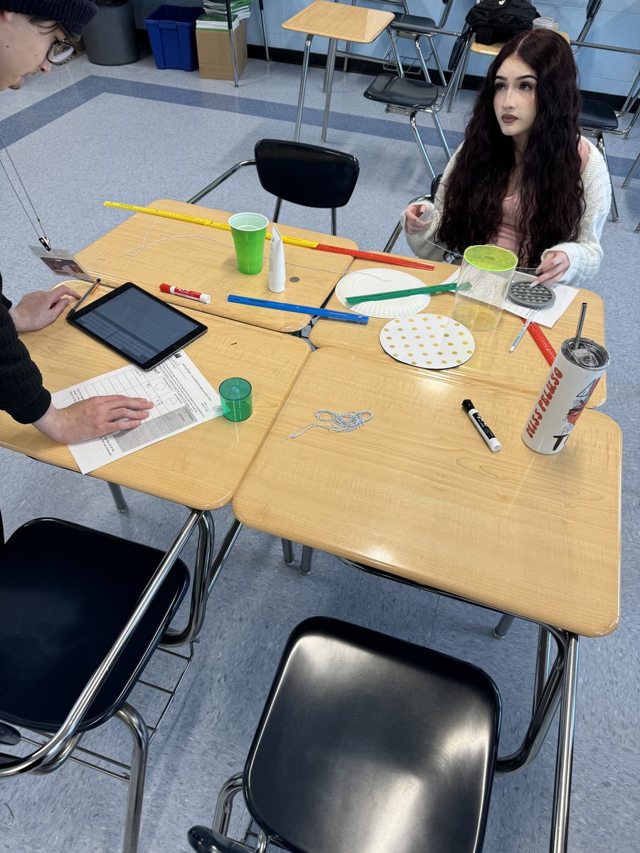 Taramauer's tweet image. Students in Ms. Peluso’s Algebra class had fun exploring Pi during #PiDay2024 @OSchoolsPR @DianeProvvido @TeachMitch @AmandaPeluso2 #OHSMath #StudentEngagement #ThisIsOSD