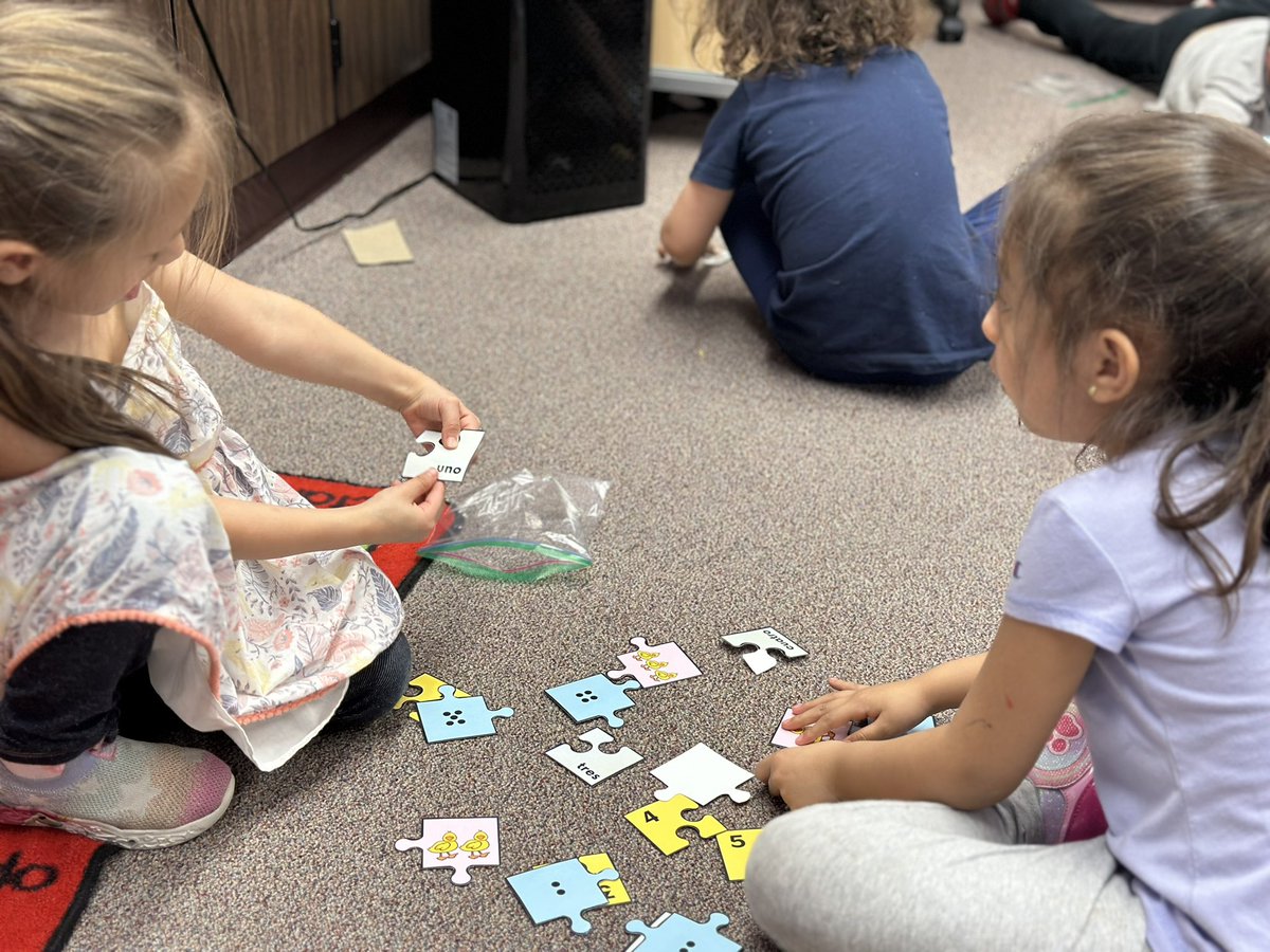 Maestra Zaragoza tweet media