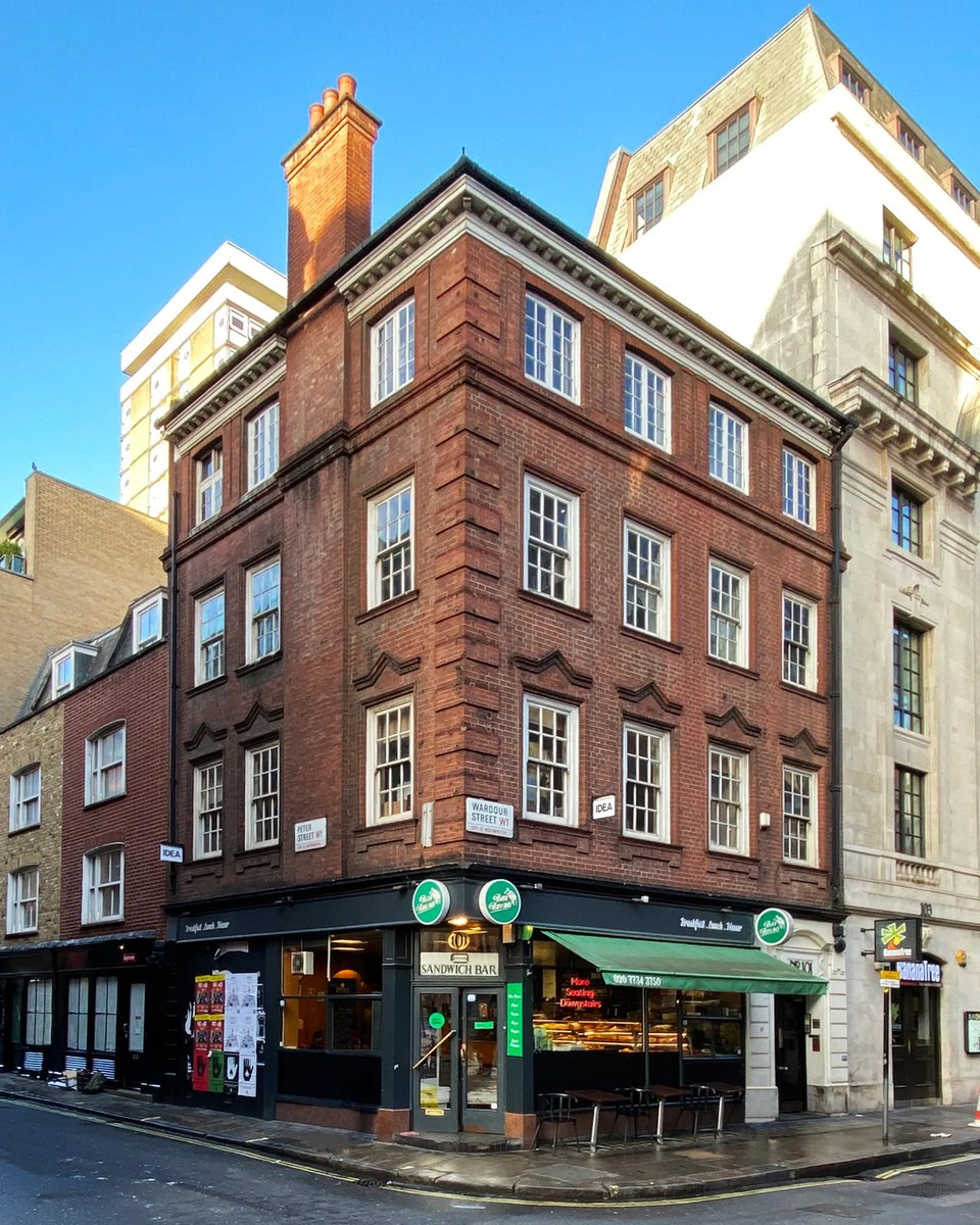 Bright Idea Art bookshop Idea Books has recently refurbished and expanded its shop in London’s Soho, UK. The fresh space is packed with fascinating reading material and clothing, largely stored and displayed on 606 semi-wall-mounted shelving: 101 Wardour Street, London W1F 0UG