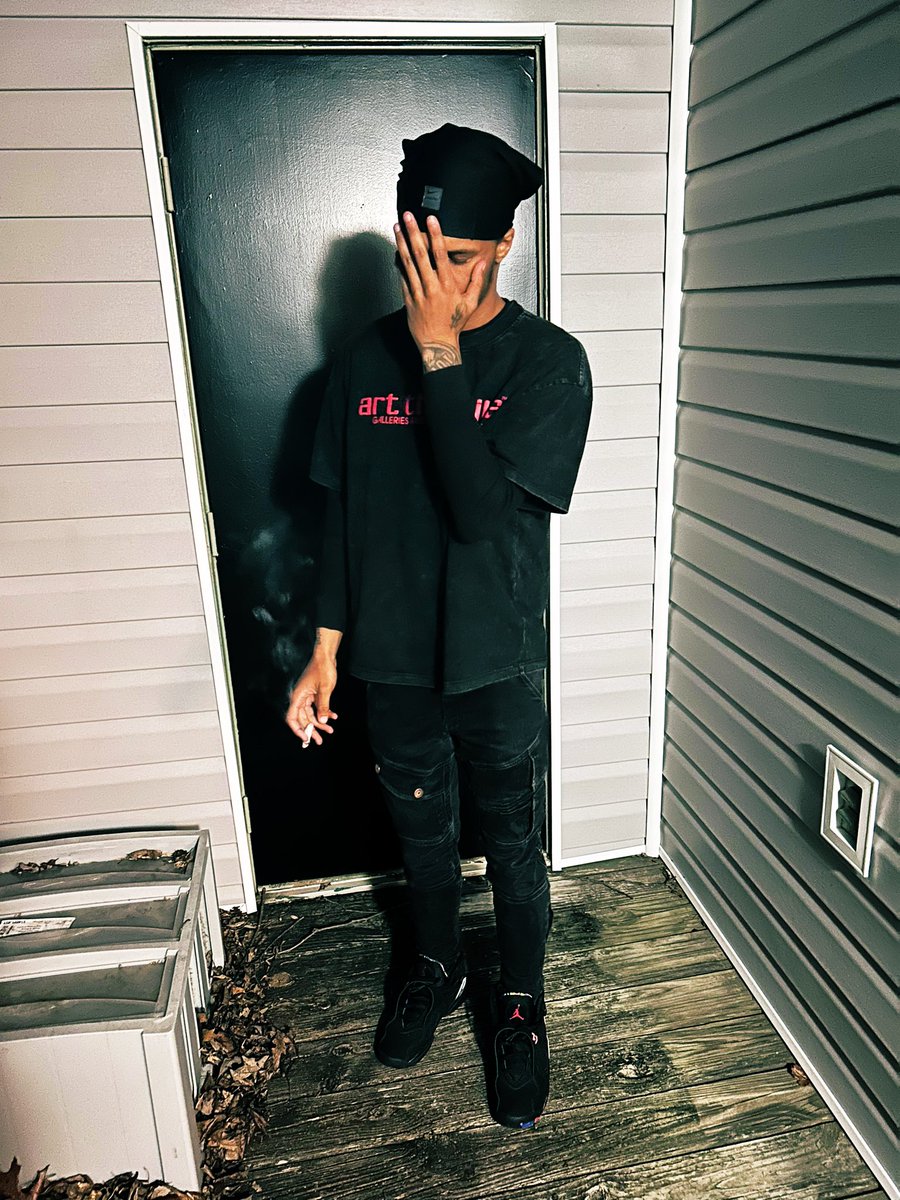 ⛹🏽‍♂️ tweet media