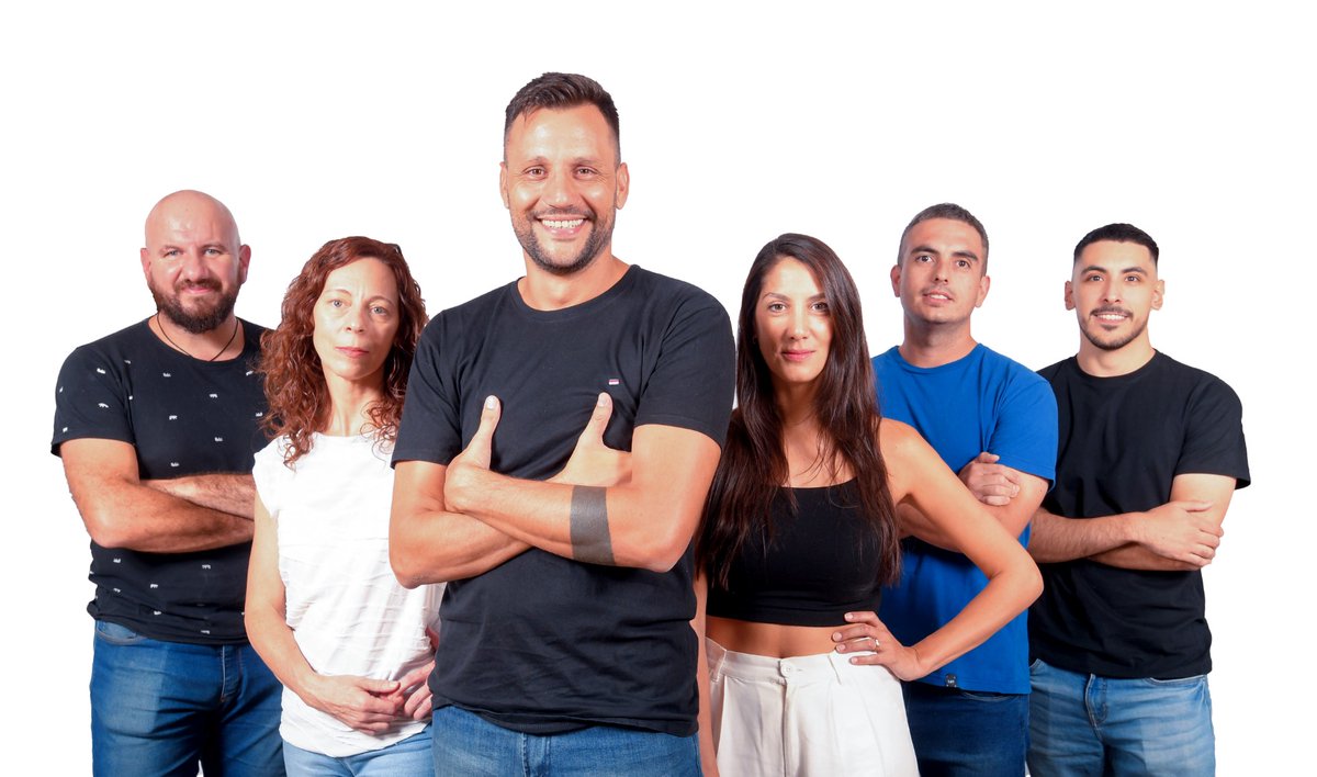 El lunes volvemos con #MVQN (E01 S02). 
Por YouTube, las redes de <a href="/LosAndesDiario/">LOS ANDES</a> y también al aire por <a href="/CNNRadioMendoza/">CNN Radio Mendoza</a> en la 93.9  🎧🎙️🫶
De lunes a viernes, de 10 a 12 🎧📷<a href="/AleVargas1972/">Alejandra Vargas</a> , <a href="/PabloPhilippens/">Pablo Philippens</a> , <a href="/Emi_Campi/">Emi Campi</a> , <a href="/CuelloRodrigo/">Rodri Cuello</a> y <a href="/nicoo_ncl/">Nico Nicolli</a>