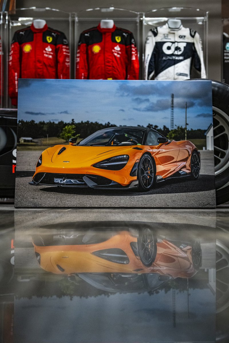 Yesterday I dropped off two of my custom canvas prints of this stunning McLaren 765LT. I’ve done several prints of the owners vehicles over the years and it’s always special to visit the garage and see them hanging up on the wall.