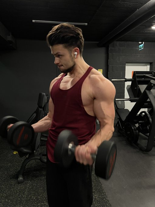 3 months ago .. no worries i will get back into this anytime soon 🫡🙈 https://t.co/1Klys2aW9R