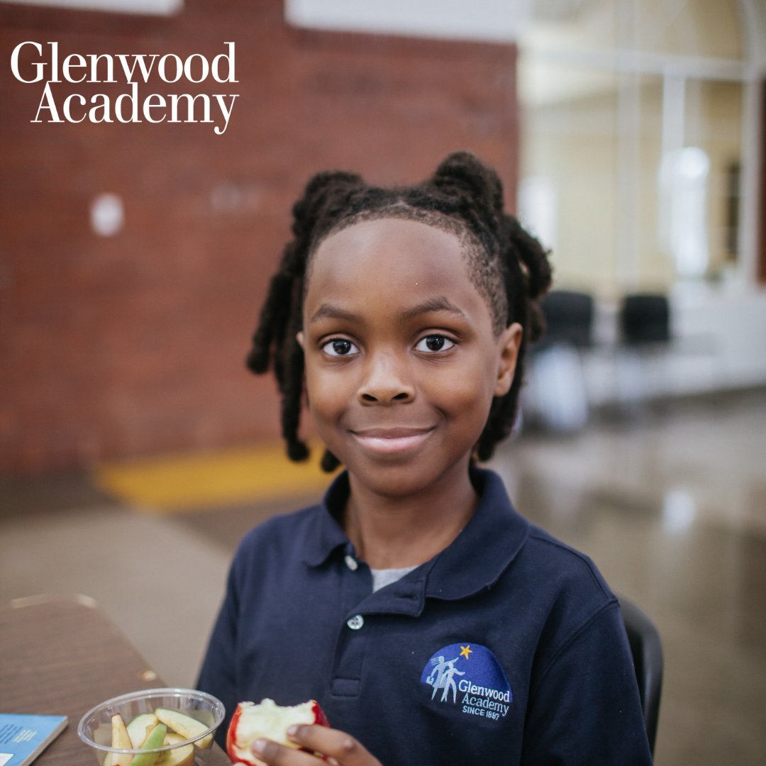 Knowledge served daily, just like apples 🍎 🍏 #GlenwoodAcademy #PositiveMindset