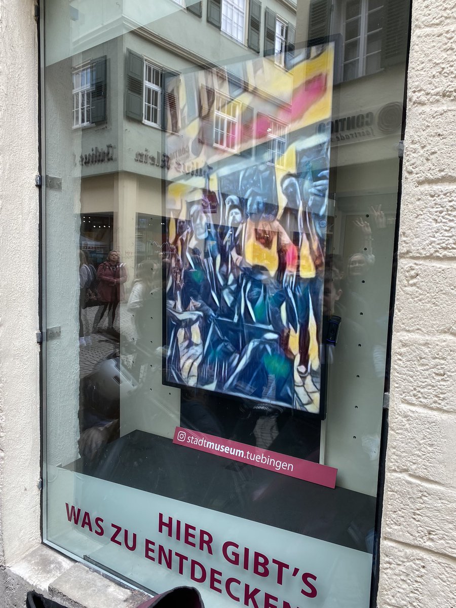 Today exchange students are in neighbouring mediaeval town Tübingen. We have visited the Stadtmuseum and done a tour ending at the castle. They’re enjoying free time in the town centre before heading off for the weekend with their host families. 🇩🇪🇬🇧🇪🇺 <a href="/DHFSUpdate/">D H F S</a> <a href="/DHFSErasmus/">DHFSInternational</a>