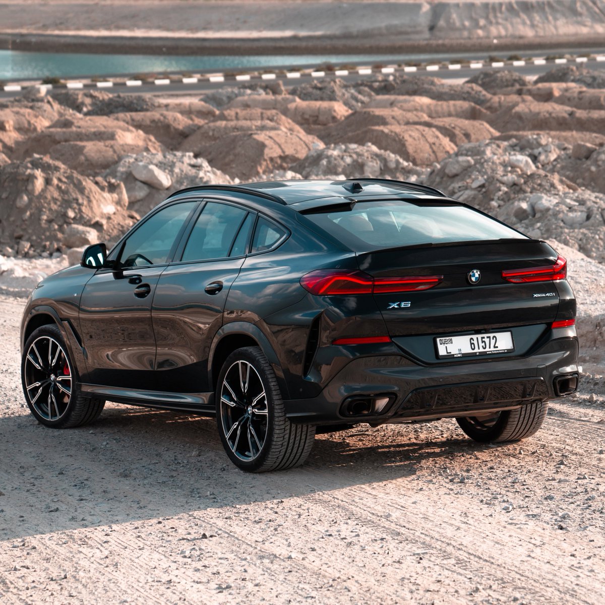 BMW_AGMC's tweet photo. Room for everything and more, now available with exclusive Ramadan offers.
#BMWX6 #TheX6 #BMWAGMC #BMWDubai https://t.co/89fw0v99cK