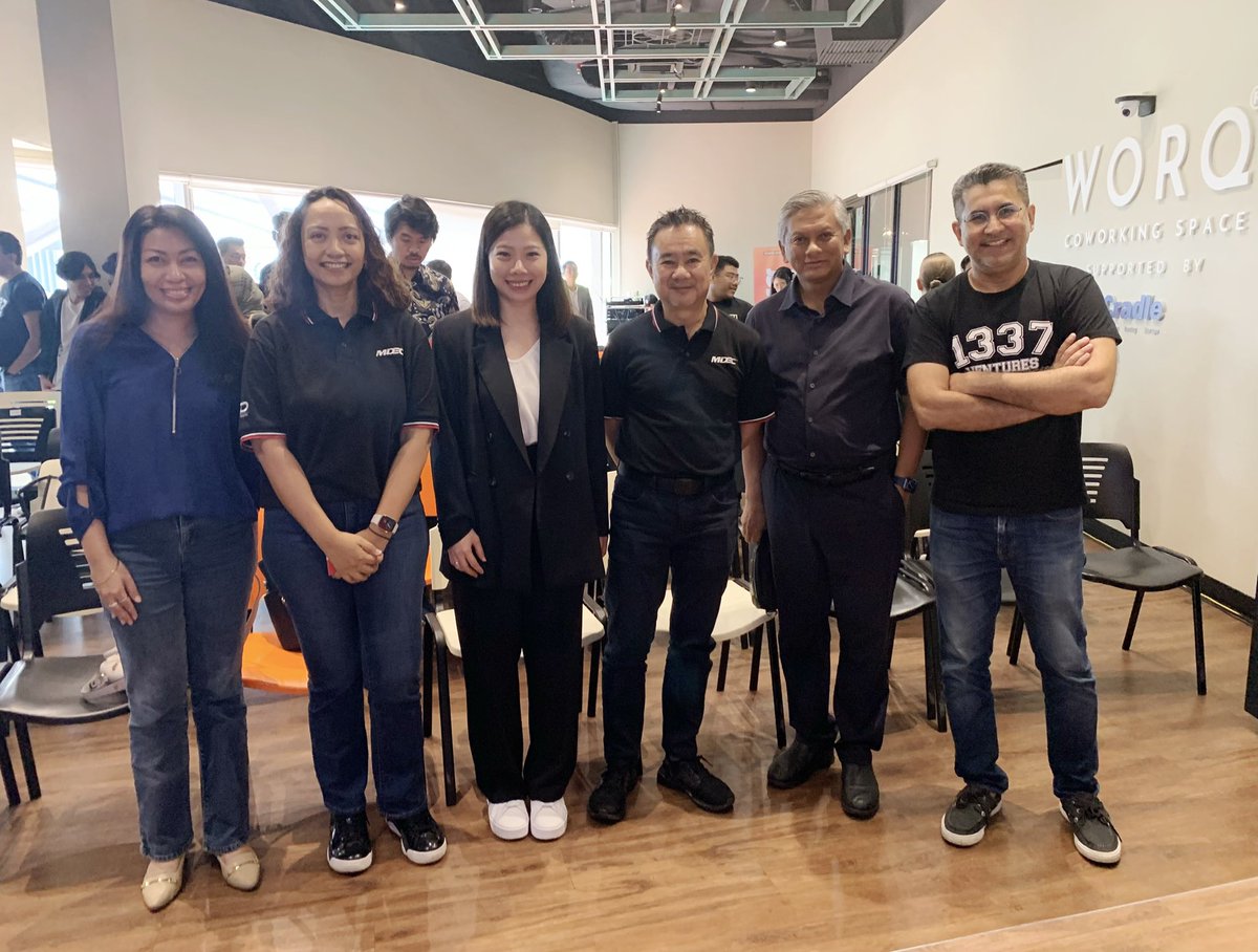 Colorverse Official tweet media