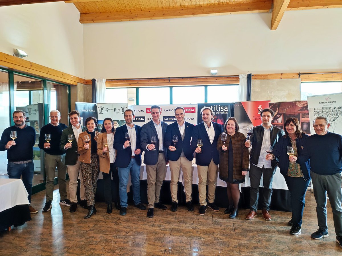 🏌️🏌️‍♀️| #Logroño acogerá la III edición de los ‘Torneos de Golf Rioja & Vino’ que se celebrarán de abril a noviembre con la participación de 6 bodegas riojanas. ⛳️ @GolfLogrono 🗓️ 28 de abril, 1 y 29 de junio, 13 de julio, 5 de octubre y 9 de nov. 👉acortar.link/npJHvY