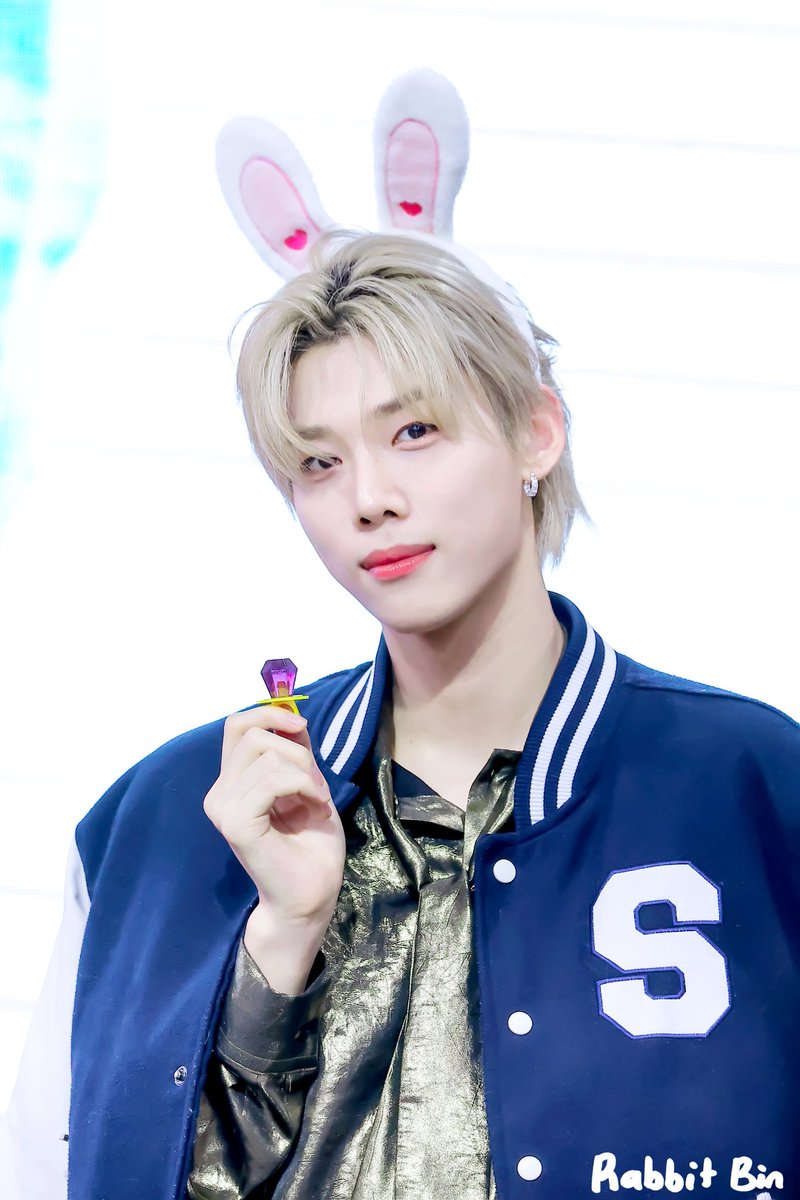Robin030403's tweet photo. 240310 메이크스타 팬싸 HD

#엔싸인 #nSSign  
#로빈  #Robin #ロビン https://t.co/vUoCWlTEW8