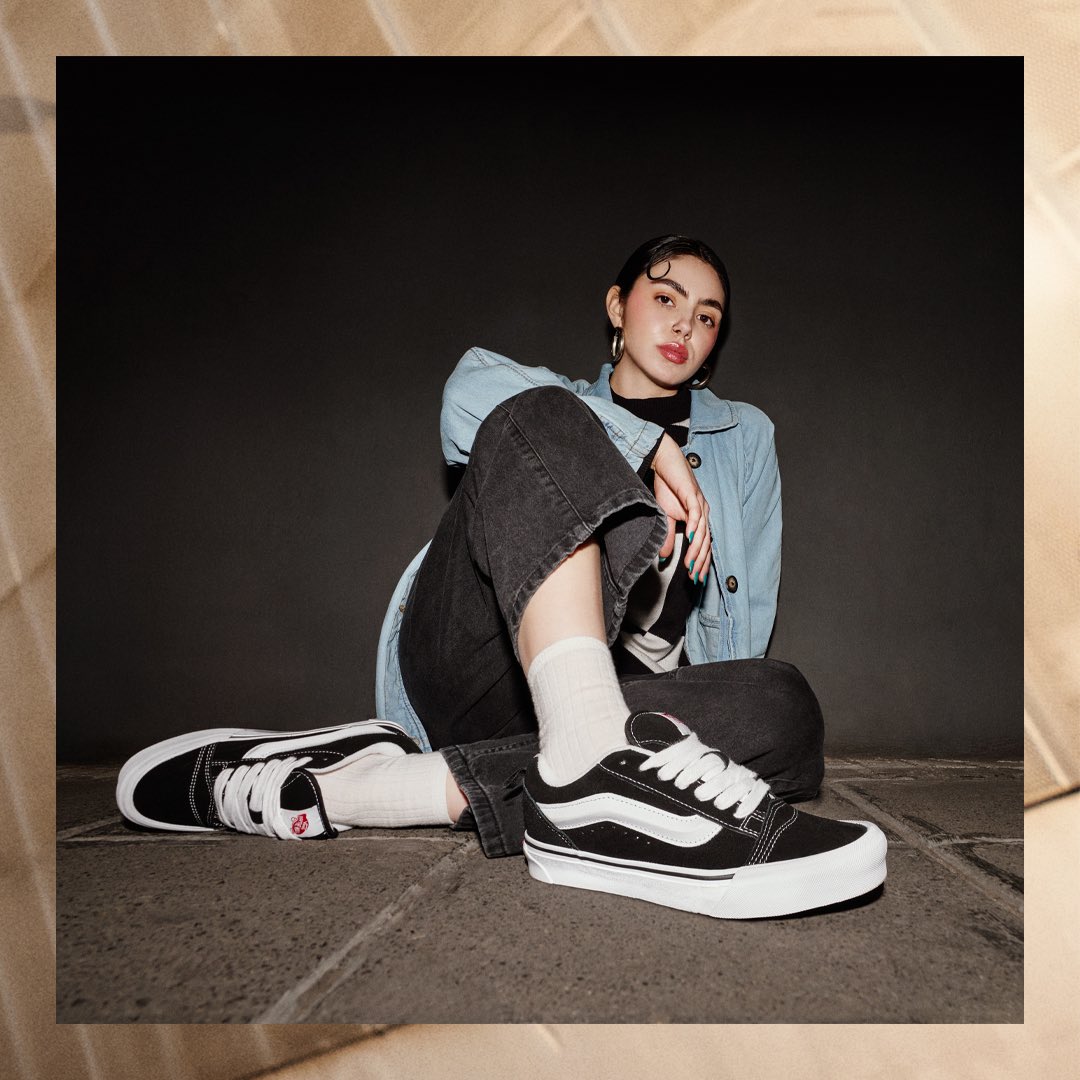 Vans_Py's tweet image. La espera terminó. ​

Knu Skool ya disponible en nuestras tiendas de La Galería y Mariscal o en vans.com.py