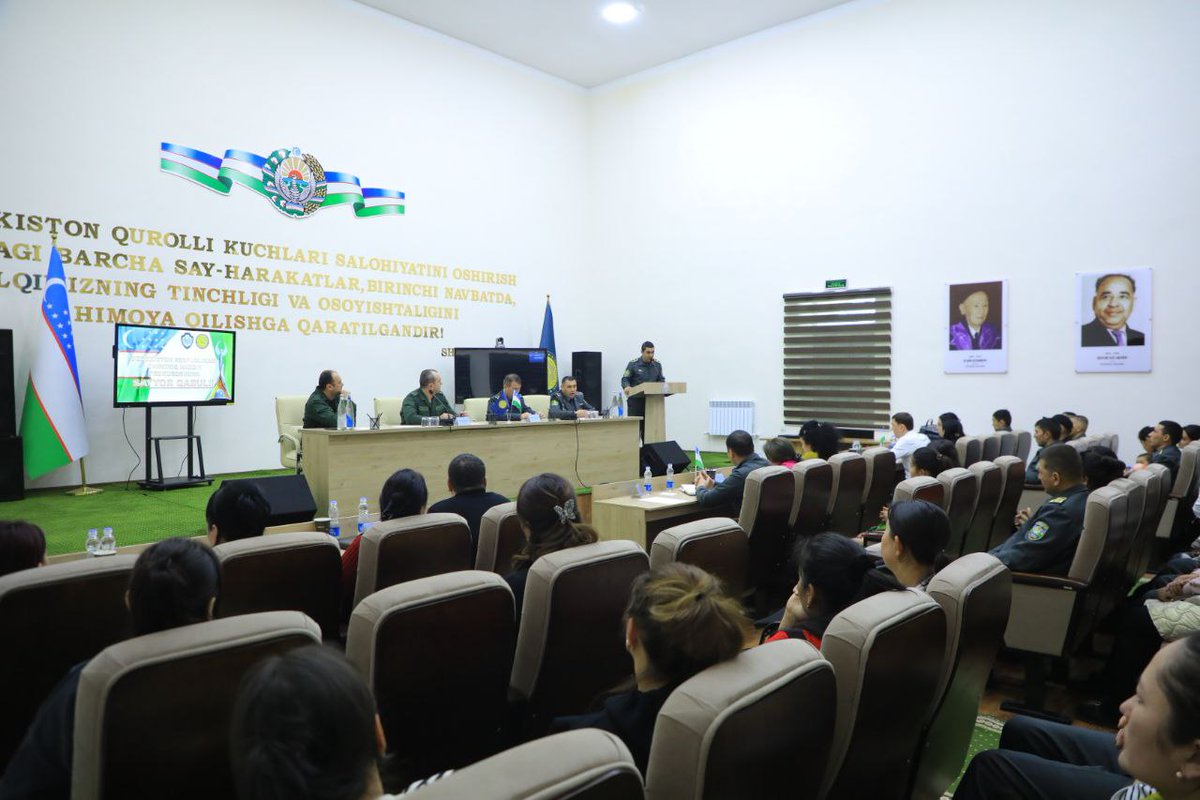 UzbekistanArmy's tweet photo. #UzArmy #Bostonlik #TOQQQ #Reception
Harbiy xizmatchilar va ularning oila a’zolari uchun sayyor qabul o‘tkazildi.
Состоялся выездной прием для военнослужащих и членов их семей.
Mobile reception was held for military personnel and their family members.
https://t.co/CjVcZlM8Ub https://t.co/fcpcOxUvUU