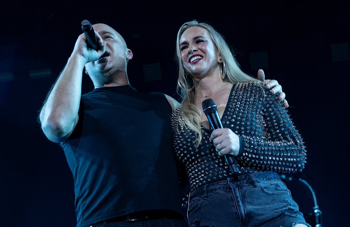 Disturbed (@disturbed) on Twitter photo Auckland! It was so great to back! Thanks for rocking with us! And a huge shout out and thank you to Jennie from @devilskinnz for singing Don’t Tell Me with us tonight 🤘⛓️🔥
📷 <a href="/britt_bowman/">Britt Bowman</a>
#disturbed #divisive #takebackyourlifetour #auckland #newzealand Auckland! It was so great to back! Thanks for rocking with us! And a huge shout out and thank you to Jennie from @devilskinnz for singing Don’t Tell Me with us tonight 🤘⛓️🔥
📷 <a href="/britt_bowman/">Britt Bowman</a>
#disturbed #divisive #takebackyourlifetour #auckland #newzealand
