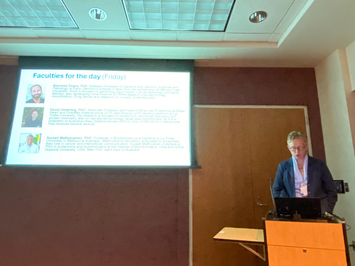 UVA_EVcourse's tweet photo. #UVAEVcourse day 5 (last day☹️). Here is #UtaErdbruegger outlining the last day centered around #EVOmics led by the exceptional panel featuring   @dogranavneet @SureshMathivan2 #DavidGreening. But first, a session to wrap up yesterday's flow cytometry day with @Joadwe https://t.co/PV6NcHeRIx