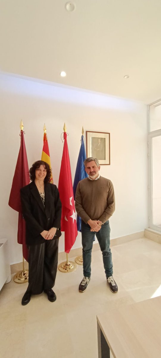 Hoy desde <a href="/eccasocial/">Fundación ECCA Social</a> de Madrid hemos visitado a D. José Aniorte Rueda Responsable de la Agencia para el empleo del Ayuntamiento de Madrid, para conocernos y compartir nuestra visión y nuestro trabajo ¡Muchas gracias por recibirnos! <a href="/MADRID/">Ayuntamiento Madrid</a>