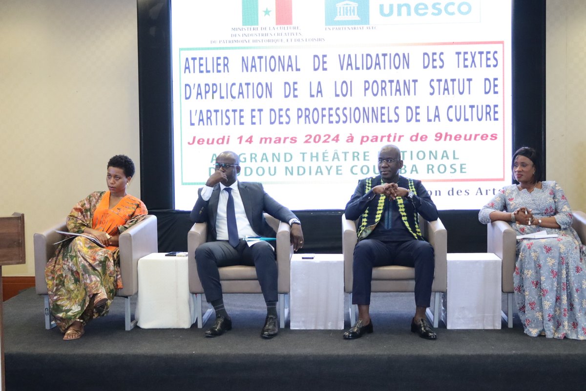 UNESCO_Dakar's tweet photo. C'est officiel ! Le #Sénégal renforce la reconnaissance et la protect. son secteur culturel &amp; créatif: hier, 4 textes d’appl. de la Loi port. Statut de l’#Artiste &amp; des #Professionnels de la Culture ont été approuvés par la société civile &amp; les prof. du secteur #supportcreativity https://t.co/1YgVbv5jeW
