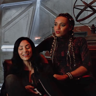 verohaa85's tweet photo. ๐ถ Song Day๐ถ
Santana & Michelle Branch - The Game Of Love
Nate & Zari - #Natari
Charlie & Zari #Zarlie
John & Zari - #HellStar
Charlie & Zari - #Zarlie
#SaveLegendsOfTomorrow https://t.co/BUeaYSITbY