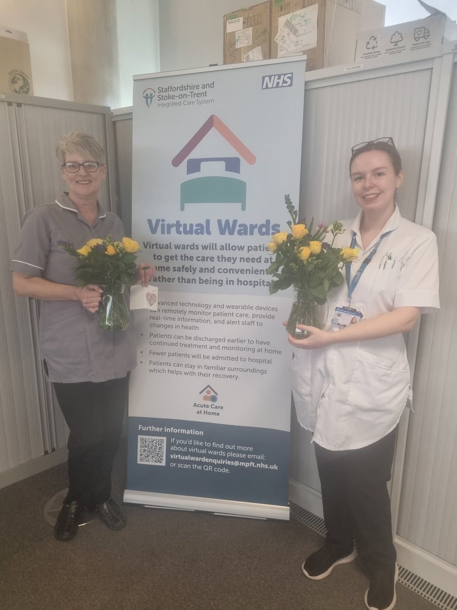 Our Staffordshire Virtual Ward team received these beautiful flowers as thanks for the fabulous care they delivered to one of our patients #valued #homecareisbestcare <a href="/drziadin/">Zia Din</a> <a href="/JoeWoodman13/">Joe Woodman</a> <a href="/UHNM_NHS/">UHNM NHS Trust 🏥</a> <a href="/mpftnhs/">Midlands Partnership University NHS FT</a>
