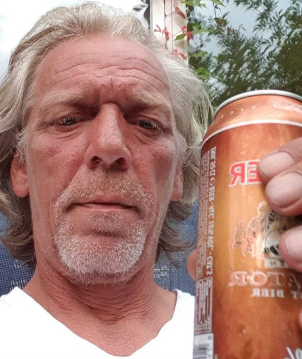 PI4CQ's tweet image. Friends of CQ, with great sadness we have to announce  that our club chairman and friend Onno passed away. PH0Z and CQ11 will always remain in our thoughts, especially his beautiful stories around a campfire and a nice beer. Thank you Onno, rest in peace.