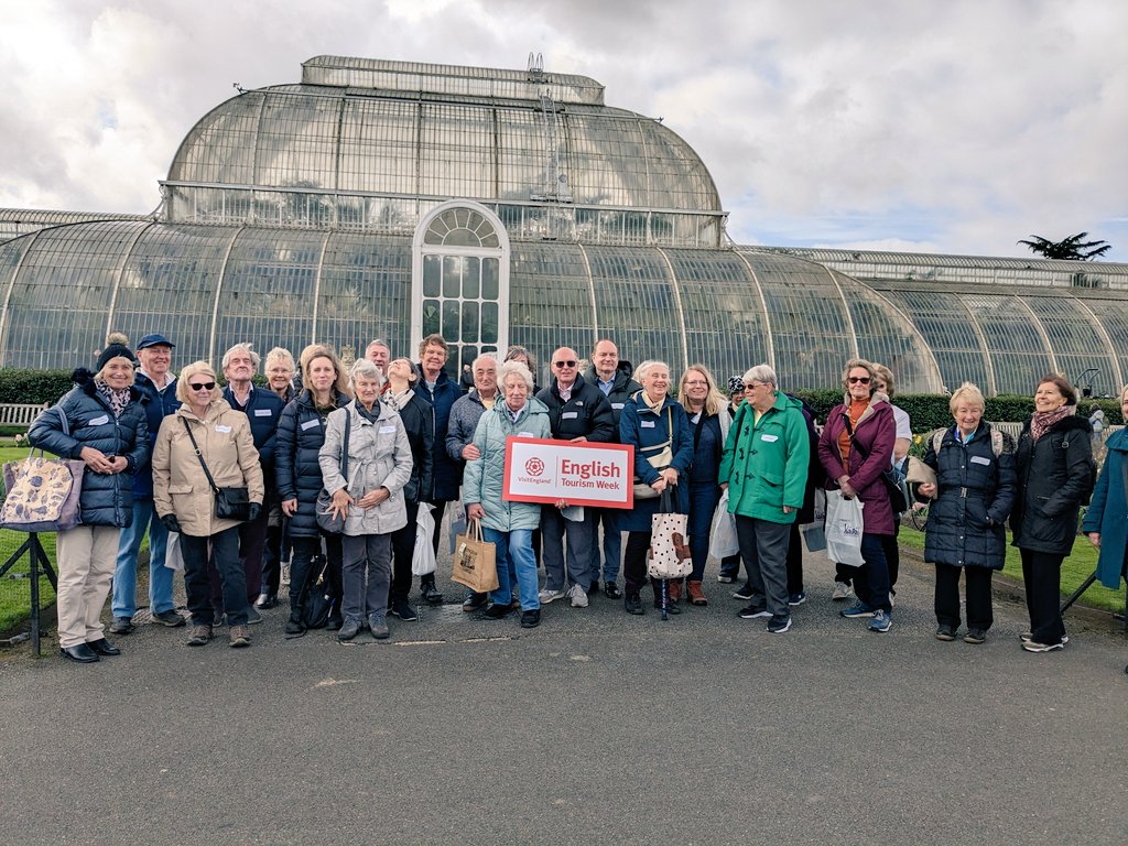 GroupLeisure's tweet photo. Our #Richmond Reader Club trip is going brilliantly so far, we've spent the morning exploring @kewgardens with some fantastic guides. Now onto the @PoppyFactory ➡️ @Visit_Richmond1 https://t.co/GdfniClG7E