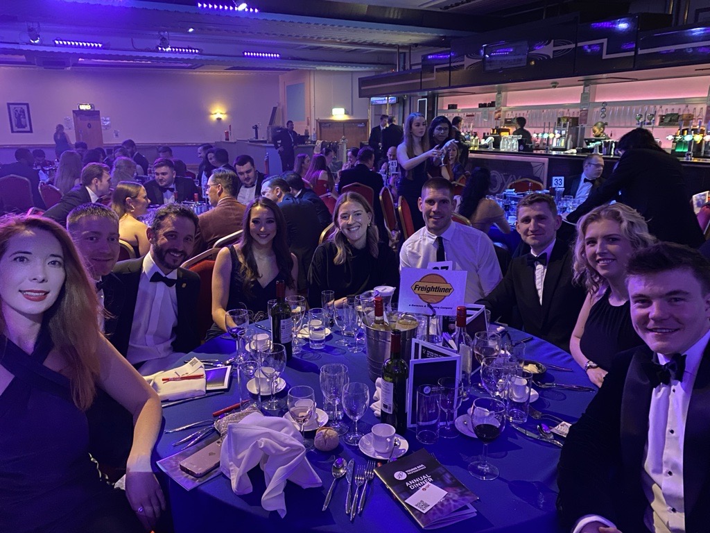 We had a fantastic time last night at the @youngrailpro Awards evening.✨ It was great to be able to celebrate the achievements of young professionals working throughout the #rail industry, as well as inspire them to become the future leaders of the industry. #Freightliner