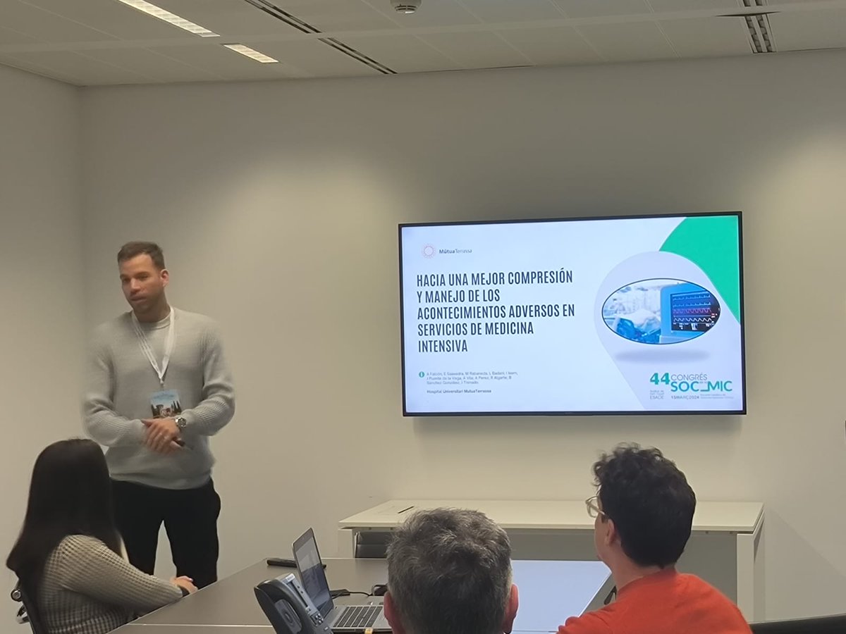 Els  companys. Infermeria i medicina <a href="/UCIMutua/">UCIMutuaTerrassa</a> durant la seva participació a #SOCMIC24 <a href="/SOCMIC/">SOCMIC</a>