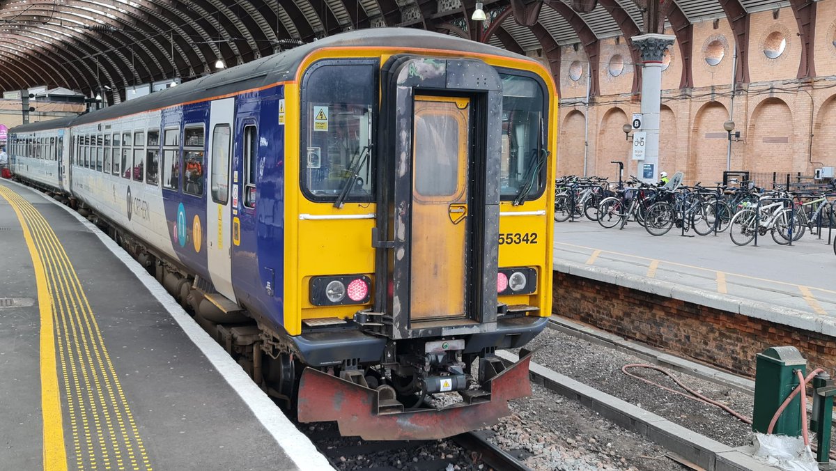 Shaun__92's tweet image. Northern Trains 155342 forming 2R17 1345 York to Bridlington #northerntrains #northern #class155 #sprinter #1of7 #leyland #britishleyland #york #ChurchFenton #selby #howden #gilberdkye #brough #hull #bridlington #friday #15th #march #2024 @northernassist
