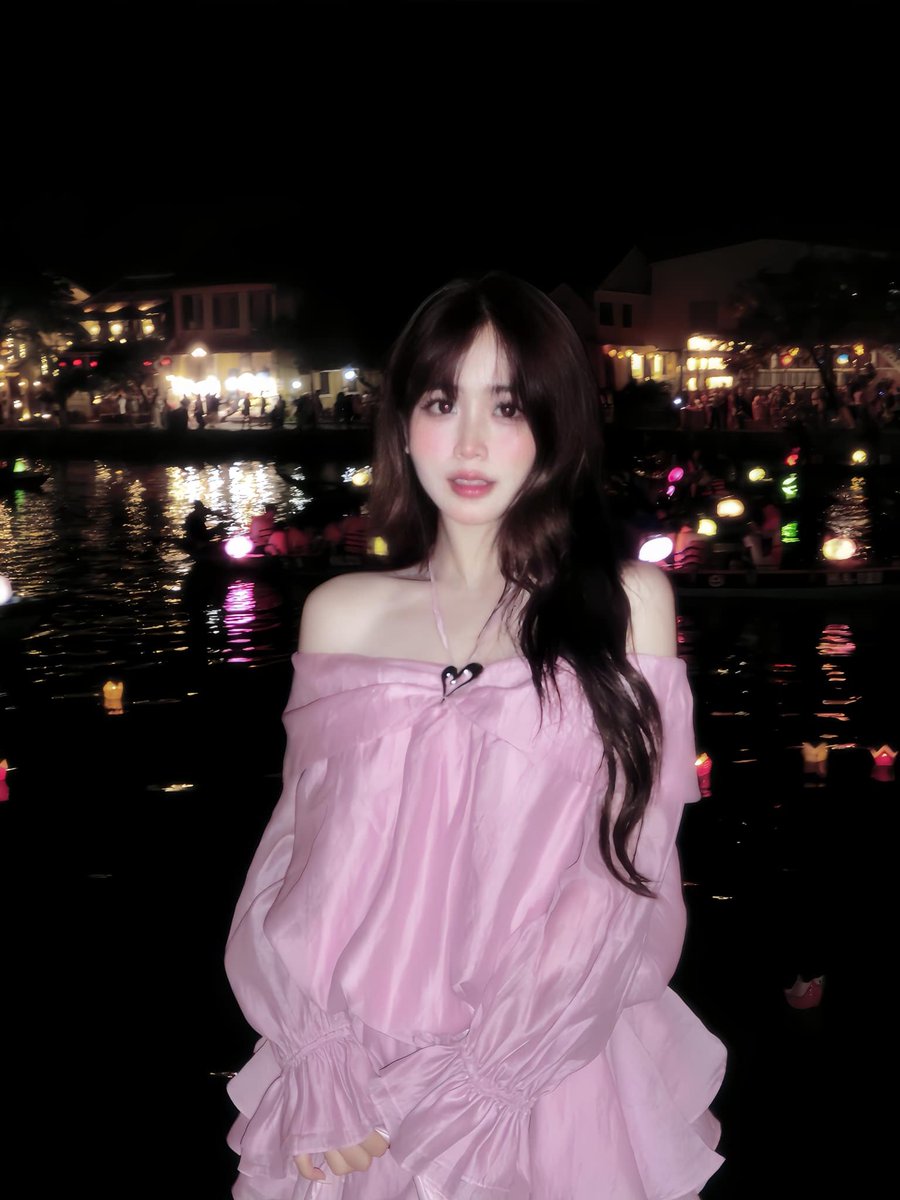 uiscomei's tweet photo. Hoi An by night 📷📷📷 https://t.co/tUjhAX3M8X