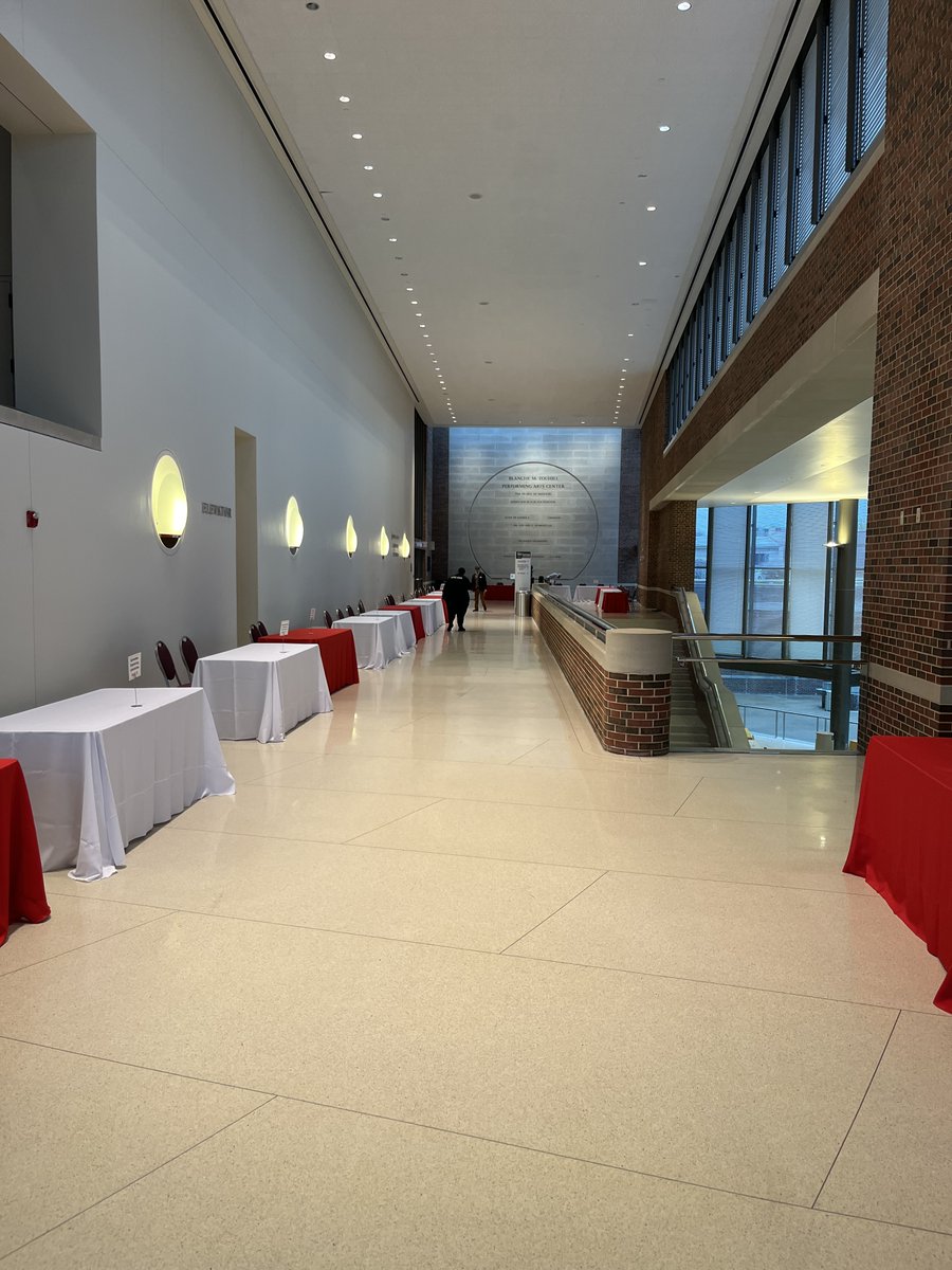 UMSLCareers's tweet photo. Just under an hour to the Career Fair! We hope to see you here today! 

Please note our office in the MSC will be closed today as we oversee the Fair over in the Touhill. https://t.co/jxUKrtRMO9