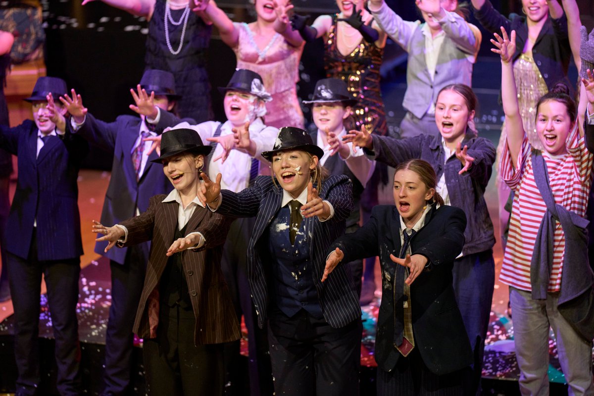 🎭 Wow! What an incredible week we've had here in College. Four amazing performances of 'Bugsy Malone' including a matinee for 250 local primary school children. 🎭 A huge well done to the cast, crew and everyone involved for putting on a star studded show! #bugsymalone