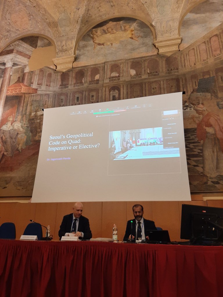 Great to be speaking at this @KoreaFoundation #NextGenerationPolicy experts on #Korea-#EU-#NATO at the #Asia #Institute [AI] in University of #Bologna. Thanks Prof. Antonio Fiori (President AI) for invitation & Charing my session. Great to meet @hatice_lik & many young colleagues