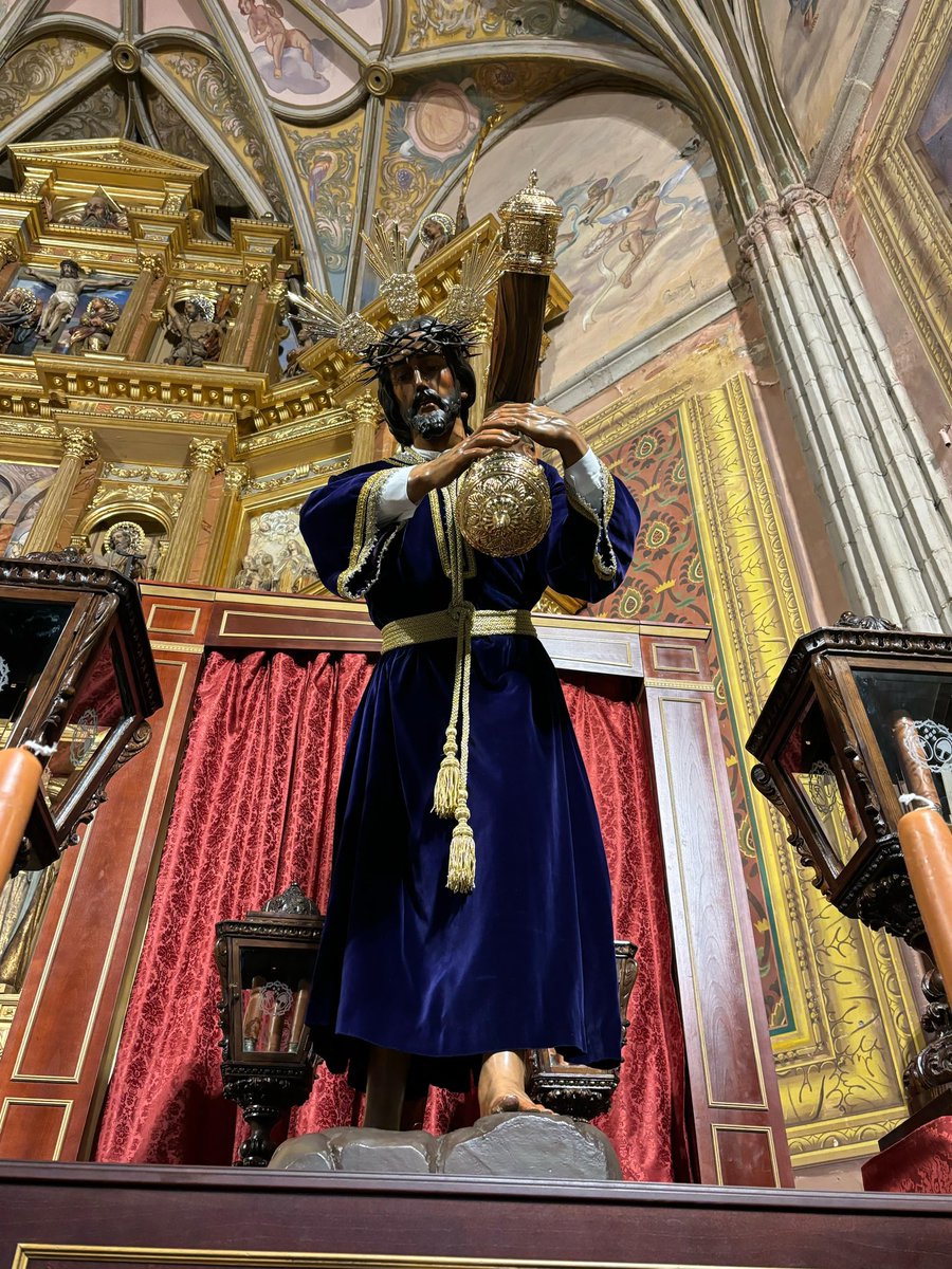 GranPoderAlm's tweet photo. El Señor del Gran Poder preside ya el Altar Mayor de la Purificación, de cara a los actos y cultos que se celebran en su honor. 

#granpoder #almendralejo #semanasanta #ciudaddealmendralejo #quinario #quinariogranpoder #2024 #cultos https://t.co/DW0w6P8FzS