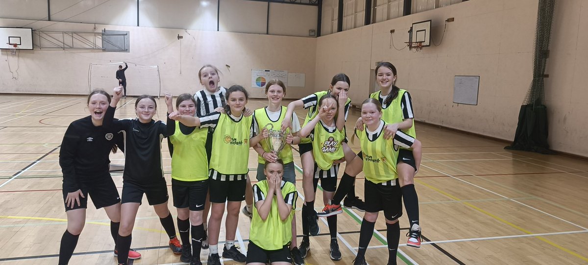 Mid_Football's tweet image. Our Girls Regional squads played in the Champions League today.  With Real Madrid coming out champions in a close fought final against Burnley....yes Burnley ⚽🟢