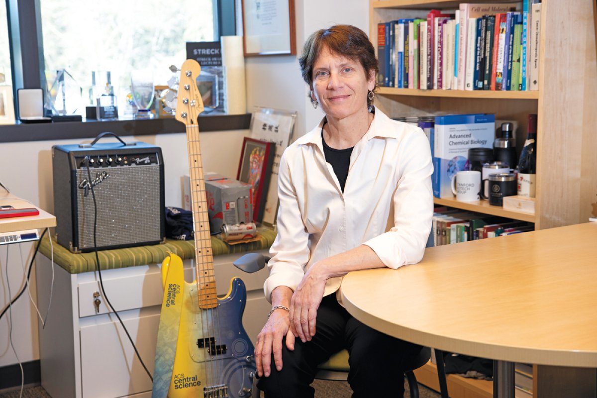 C&EN (Chemical & Engineering News) (@cenmag) on Twitter photo .<a href="/CarolynBertozzi/">Carolyn Bertozzi</a> is a scientific celebrity. But as a young chemist, Bertozzi struggled to make her way into the field. C&EN follows how the culture of chemistry has changed throughout Bertozzi’s career—and how she, in turn, has changed the culture. cen.acs.org/people/awards/… .<a href="/CarolynBertozzi/">Carolyn Bertozzi</a> is a scientific celebrity. But as a young chemist, Bertozzi struggled to make her way into the field. C&EN follows how the culture of chemistry has changed throughout Bertozzi’s career—and how she, in turn, has changed the culture. cen.acs.org/people/awards/…