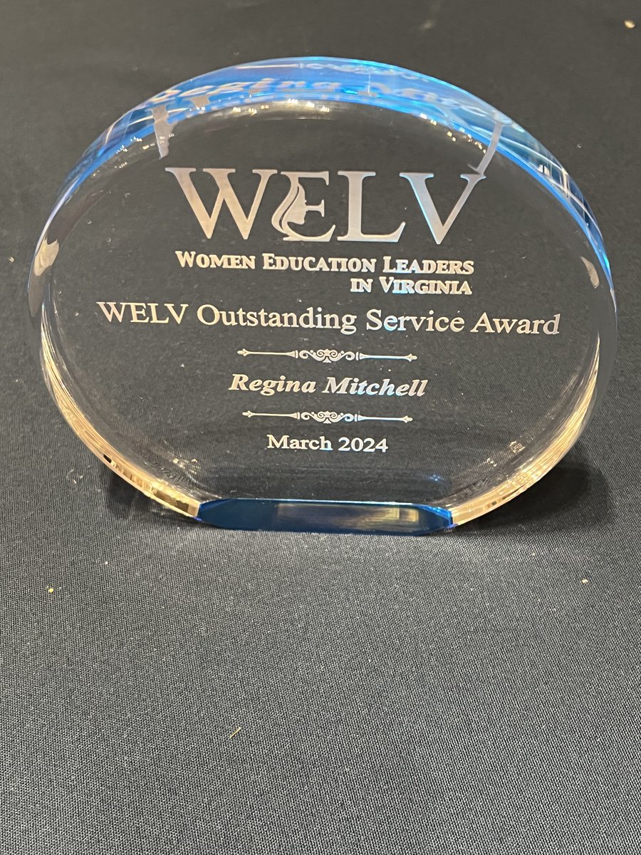abyrdwright's tweet photo. I'm so proud of our new Mathematics &amp; Special Education Specialist, Mrs. Regina Mitchell, who was just honored by Women Education Leaders in VA for her outstanding service to the education field. So glad to have her on my team! Congratulations @major_regina! 🎉 https://t.co/labdaGFKKz
