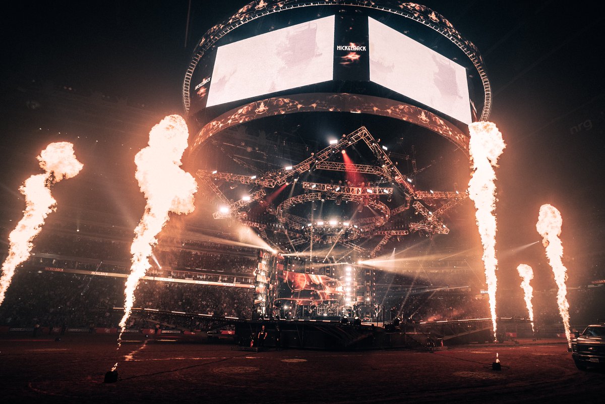 Nickelback tweet media