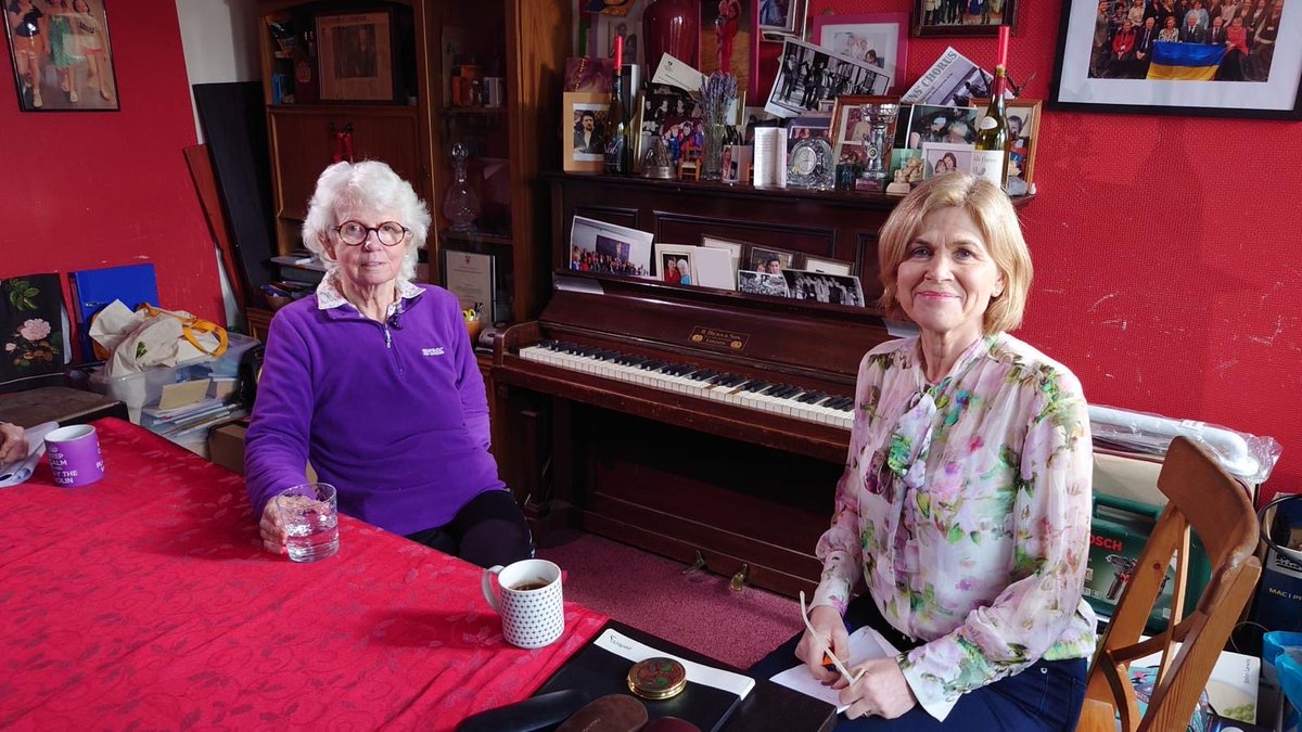 ⁦@rtenews⁩ ⁦@RTEOne⁩ ⁦@RTENationwide⁩ Meet Sally Mulready tonight at 7, the founder of the Irish Pensioners Choir and longtime campaigner for the Irish in London. Her story is inspiring and extraordinary..