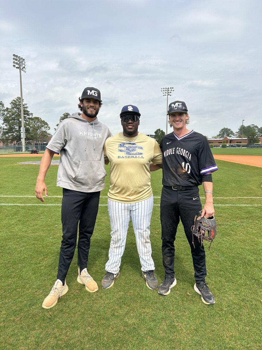 olabaseball1's tweet photo. Former Oboyz in action at the College level today! https://t.co/XR48ZeXpfX