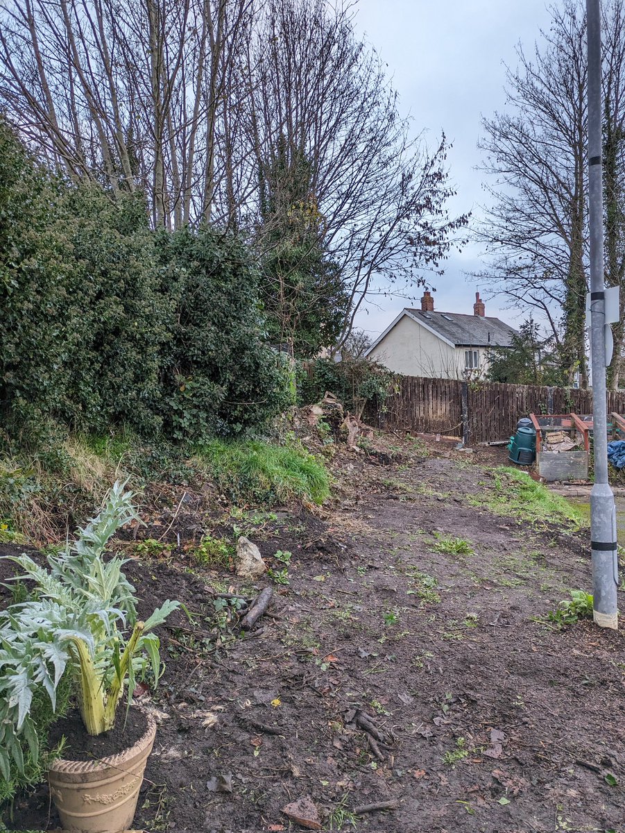 Despite the rain, real progress in the @elycaerau_ACE @GrowWellCardiff garden this week. We've had funding from @C3SC to increase accessibility. A new path is the next phase and then the exciting bit, planting up!🌼 Special thanks to Probation & Keep Wales Tidy for their help!