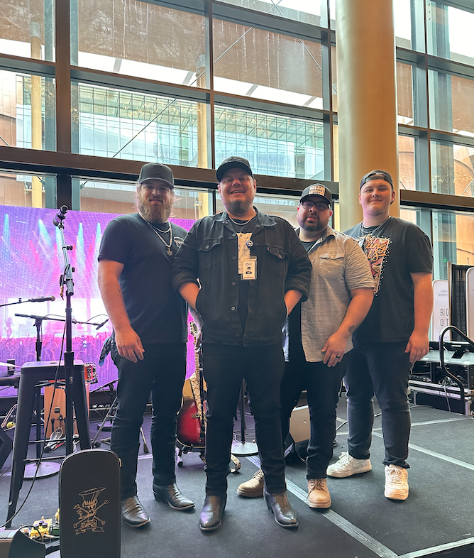 joeygreenmusic's tweet photo. DUDE, we're getting the band back together😎  FULL BAND show TMRW night at Union 28! You won't wanna miss it!

.

#countrymusic #rock #countrybreakout #countryrock #tour #livemusic #songwriter #spotify #texascountry #texas https://t.co/BJ1AoqRA1D