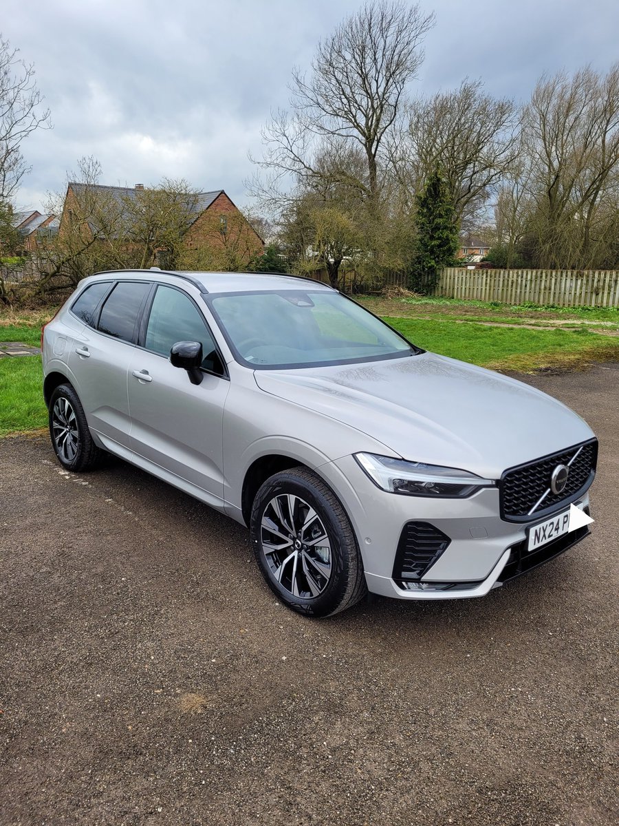 New tow car day. XC60 B4 Diesel. 7 months on order and one of the last diesel <a href="/volvocars/">Volvo Cars</a> to be built. Think it will be a worthy replacement for my V60 Cross Country.
