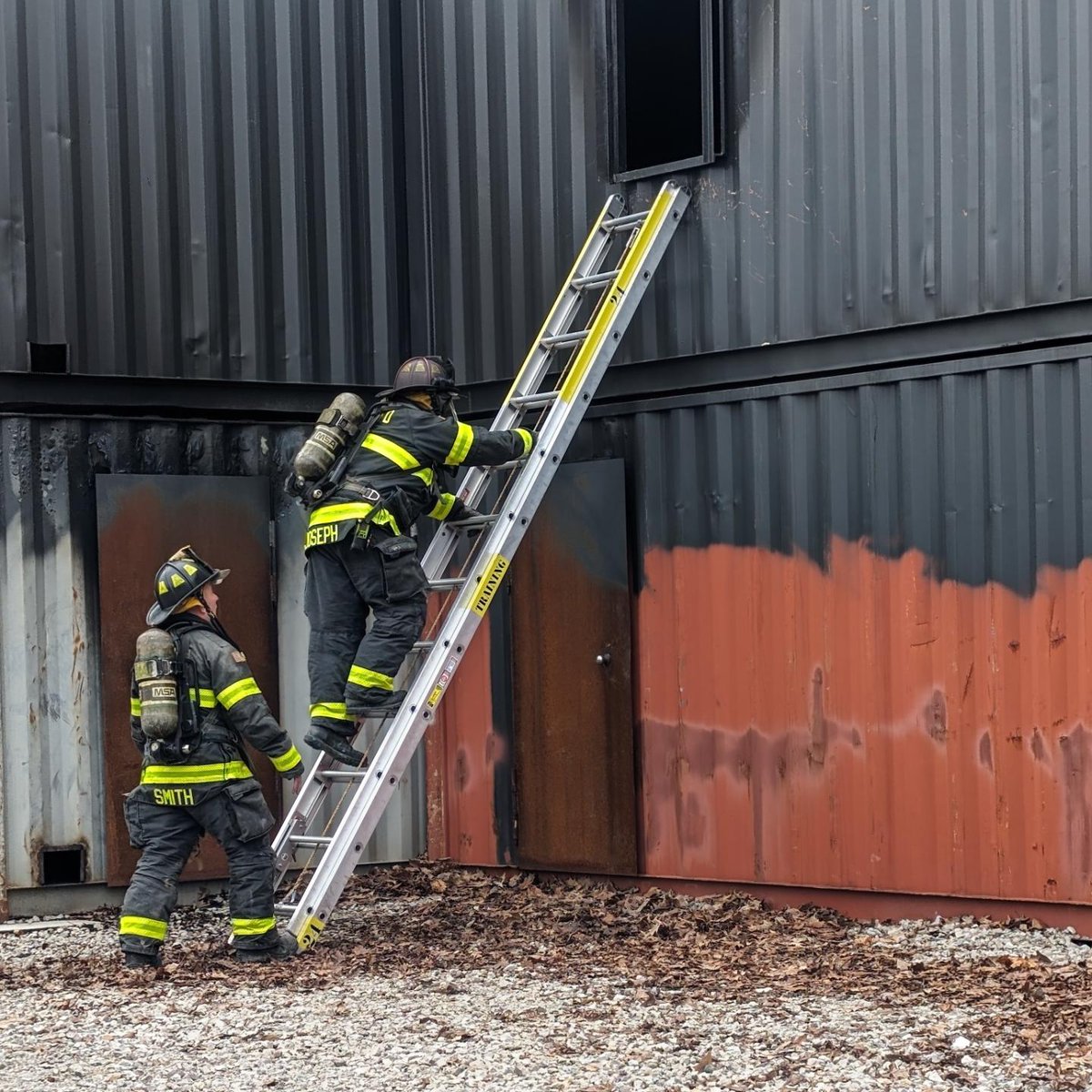 avonfiredept's tweet photo. We conducted a ladder and search training this week for all shifts. All members were successful while  performing the task individually! Keep up the good work! https://t.co/bgVhEOjTaD