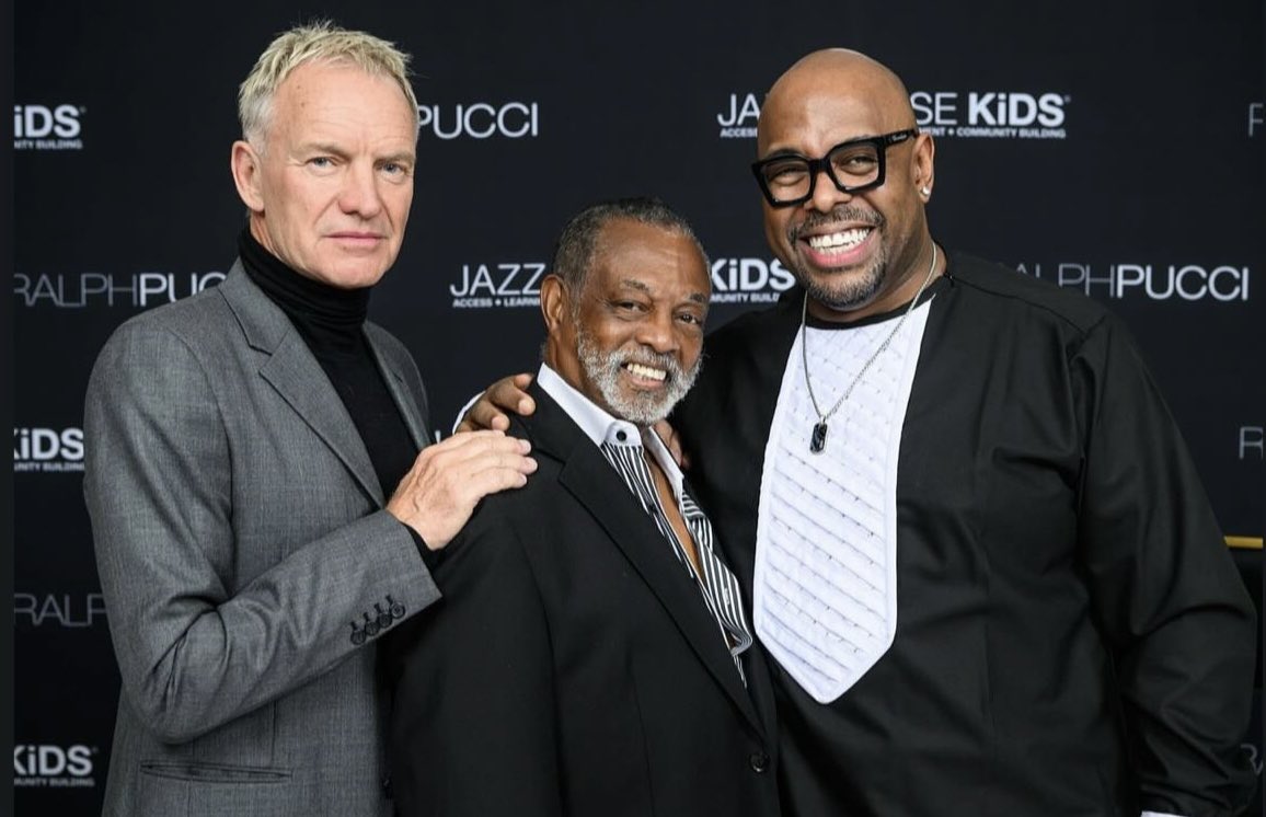 How’s THIS for a bass trio?!?! 😃🔥😃🔥 @OfficialSting @RobertKoolBell